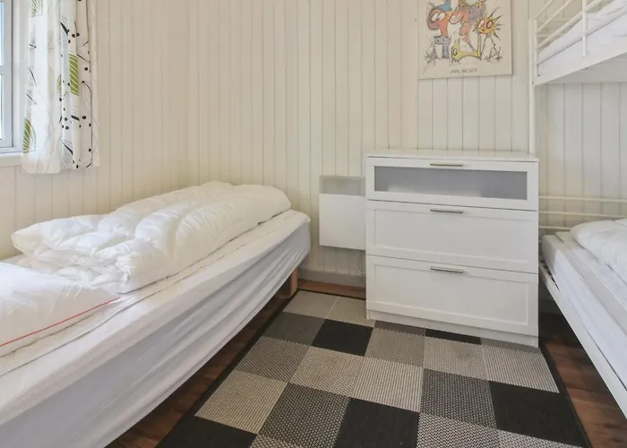 Alfkil - 2-3km From The Sea By Interhome